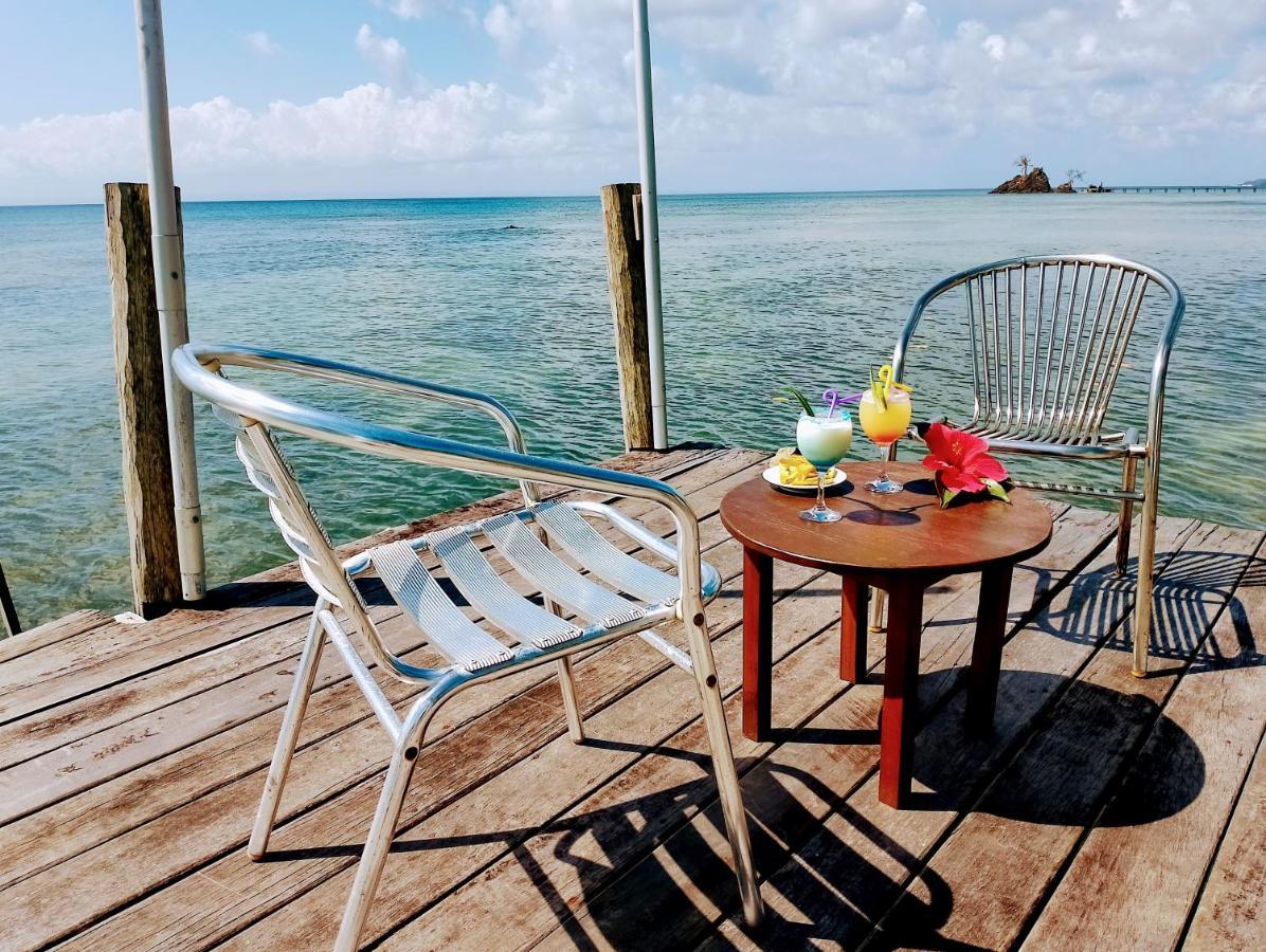 サント・マリー島 Chez Nath Bed & Breakfast エクステリア 写真