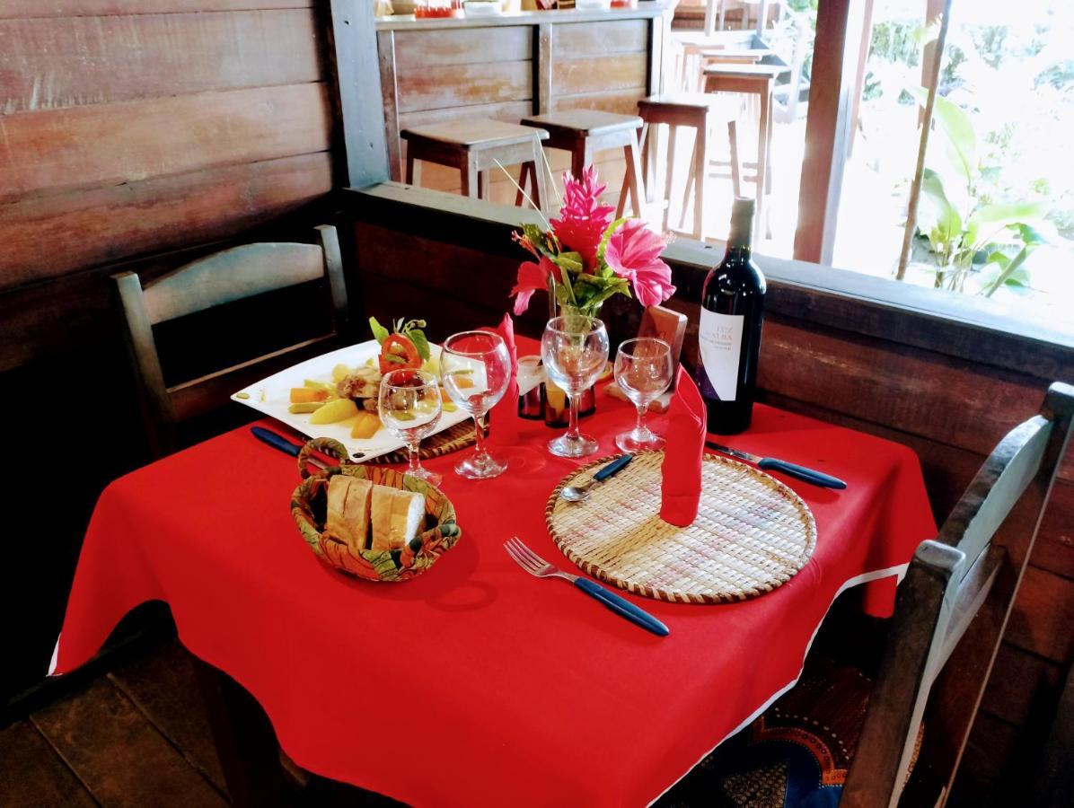 サント・マリー島 Chez Nath Bed & Breakfast エクステリア 写真