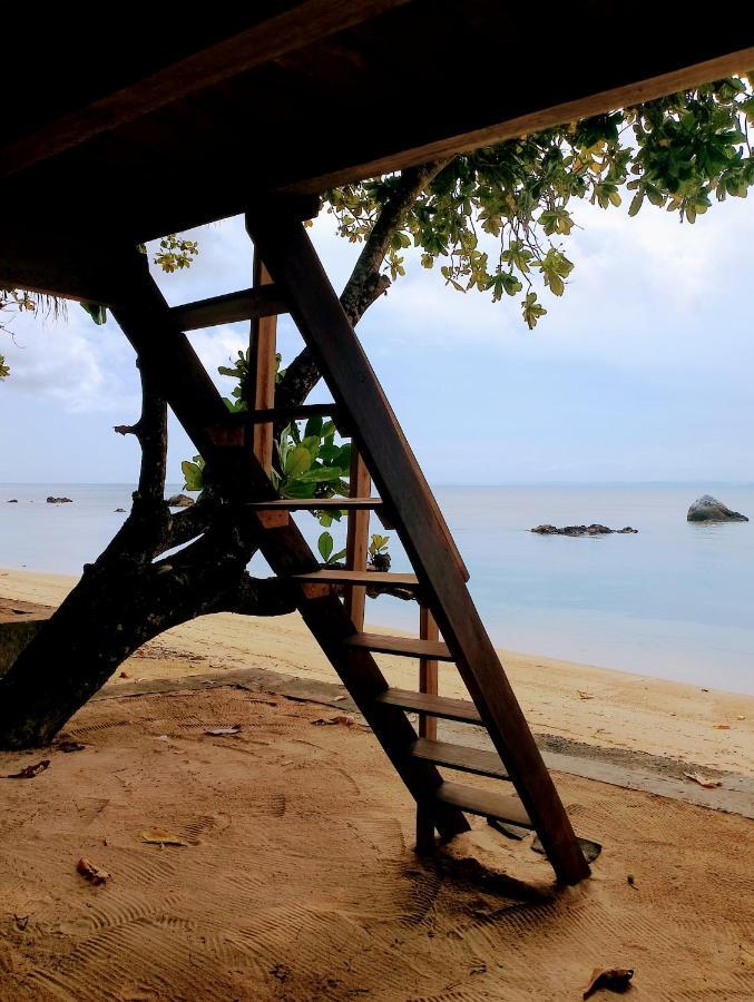 サント・マリー島 Chez Nath Bed & Breakfast エクステリア 写真