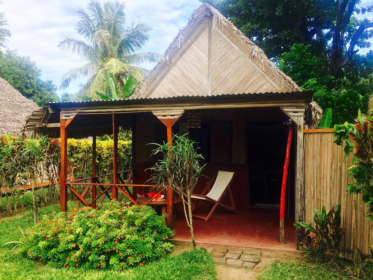 サント・マリー島 Chez Nath Bed & Breakfast エクステリア 写真