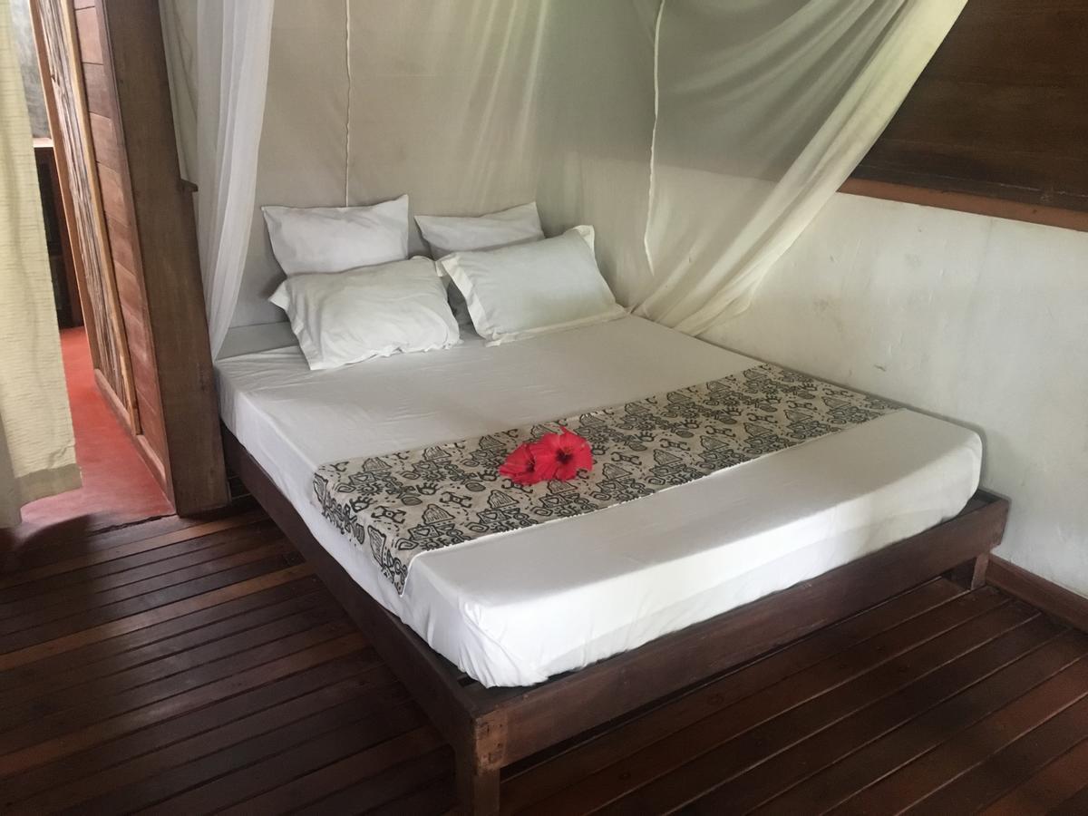 サント・マリー島 Chez Nath Bed & Breakfast エクステリア 写真