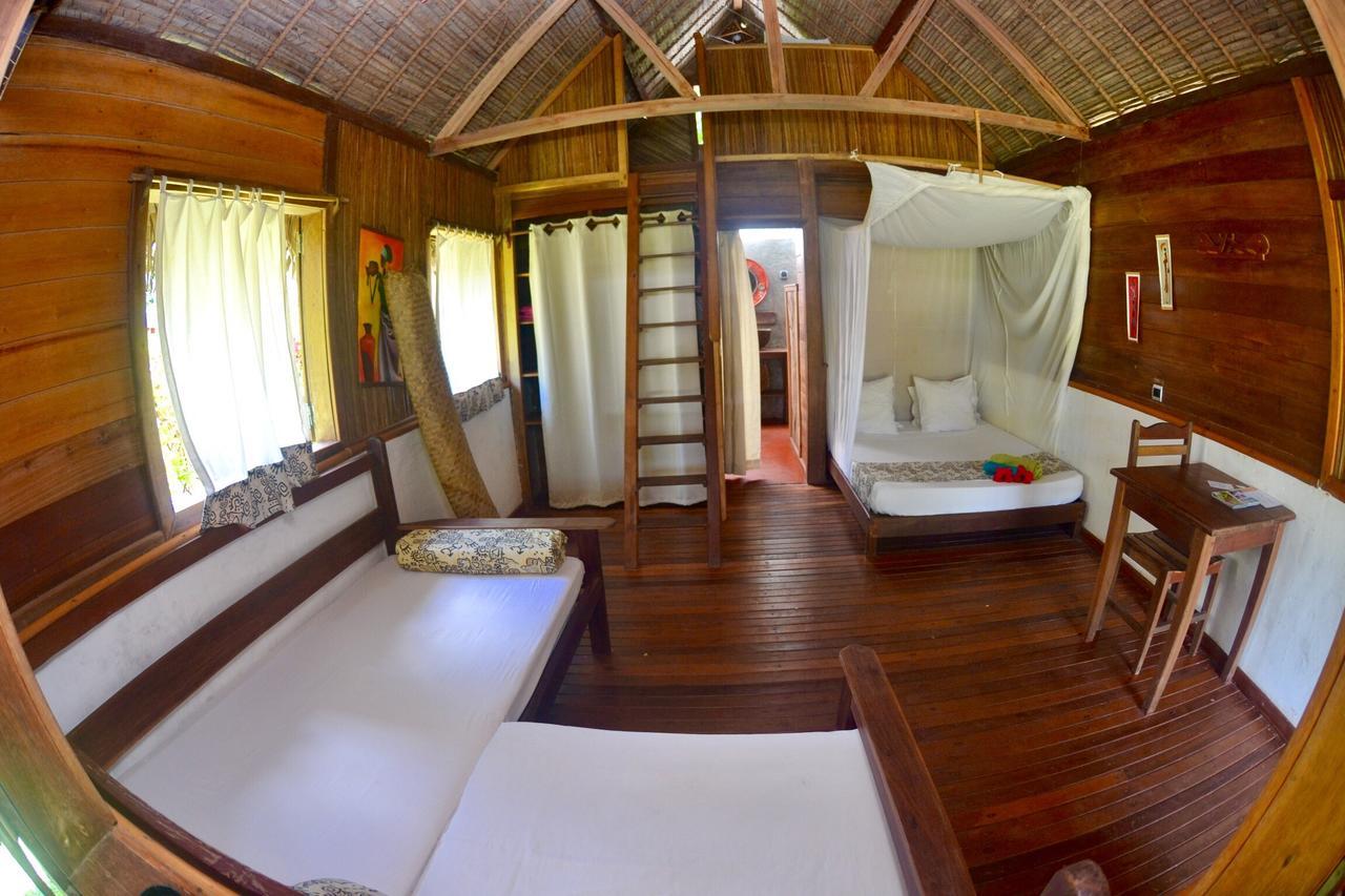サント・マリー島 Chez Nath Bed & Breakfast エクステリア 写真